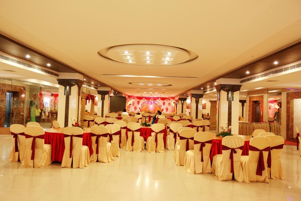 Hotel Swagath Grand Nagole Hyderabad Exteriör bild