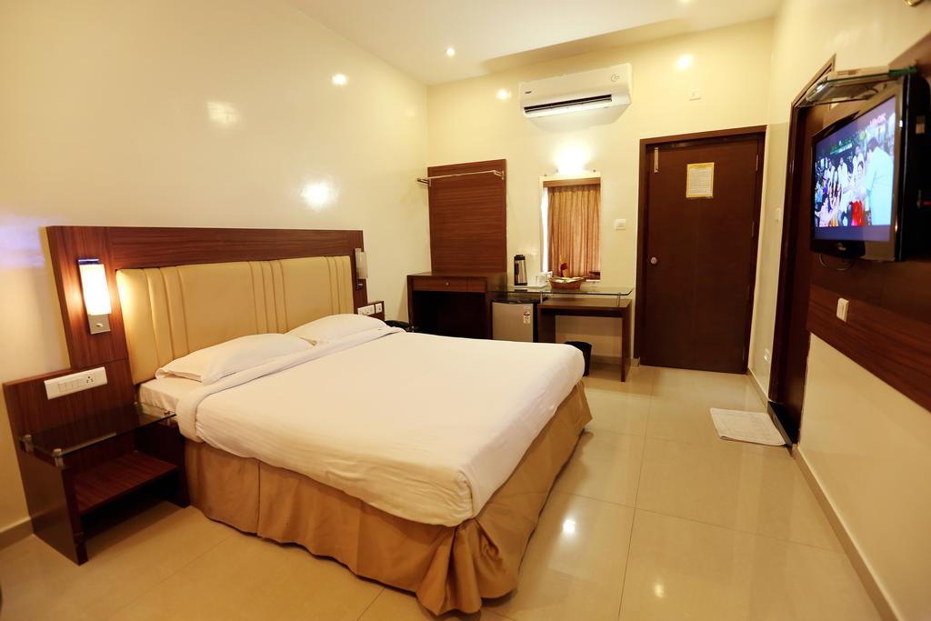 Hotel Swagath Grand Nagole Hyderabad Rum bild
